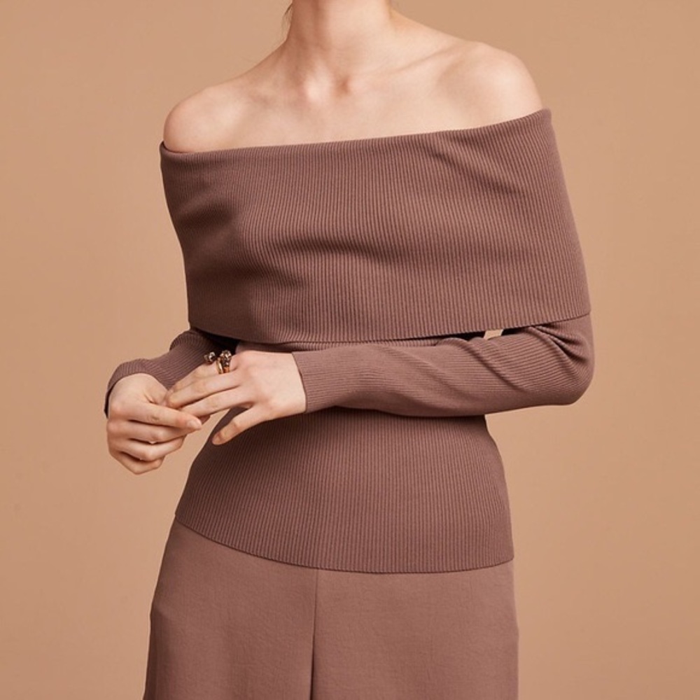 Aritzia Wilfred Croquis Sweater Size Small